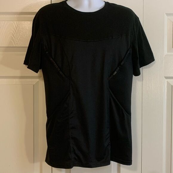 5.11 TACTICAL, conceal carry T shirt, 2XL, like new condition - Picture 1 of 10